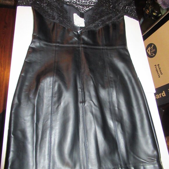 Free People Small NWT Colleen Faux Leather Lace Mini Dress Black Pleather Vegan - Picture 12 of 16
